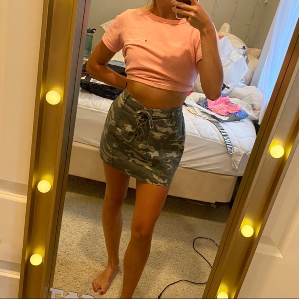 Camo Mini Skirt!!